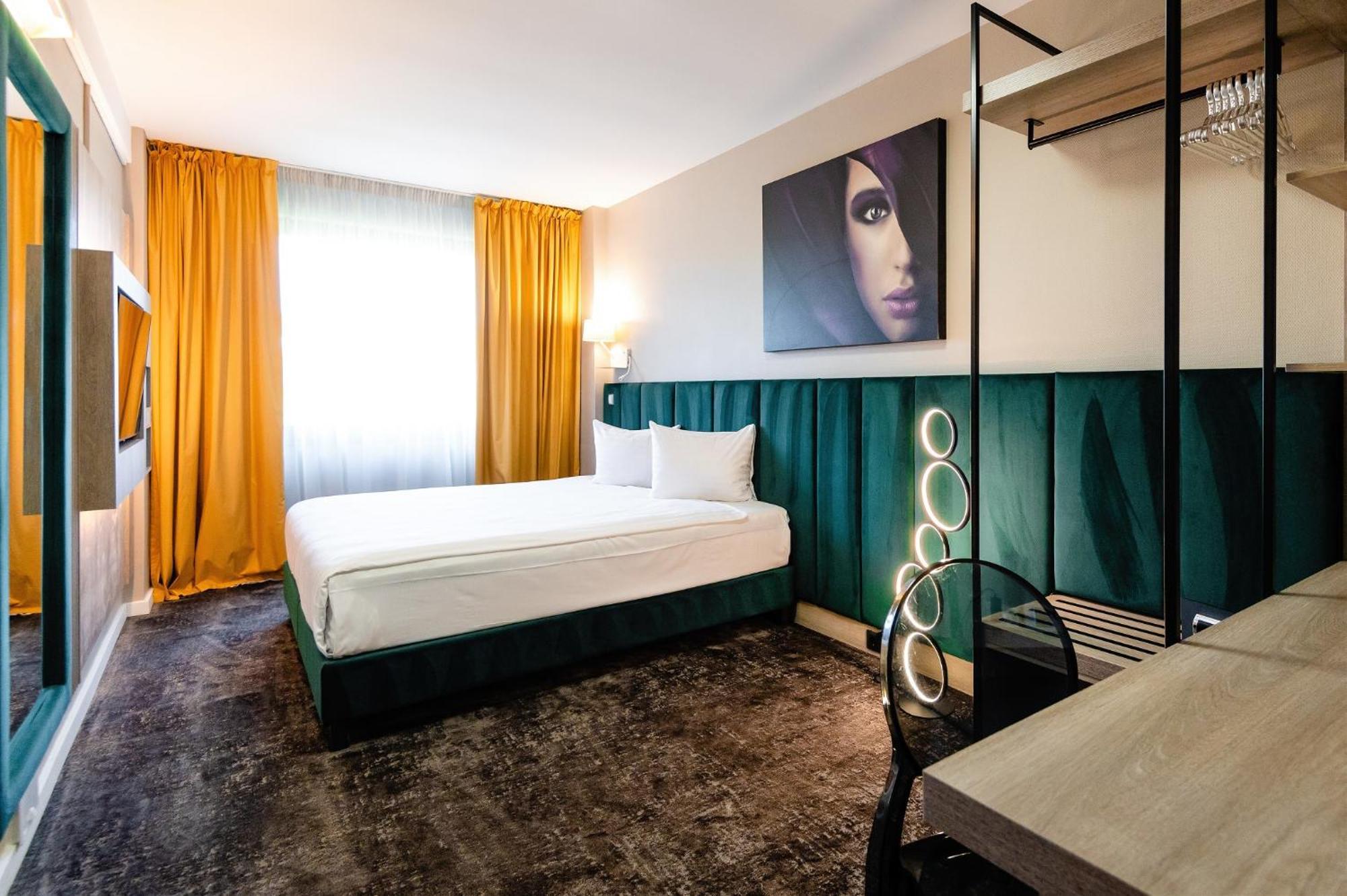 Business Hotel Conference Center & Spa Targu Mures Exterior photo