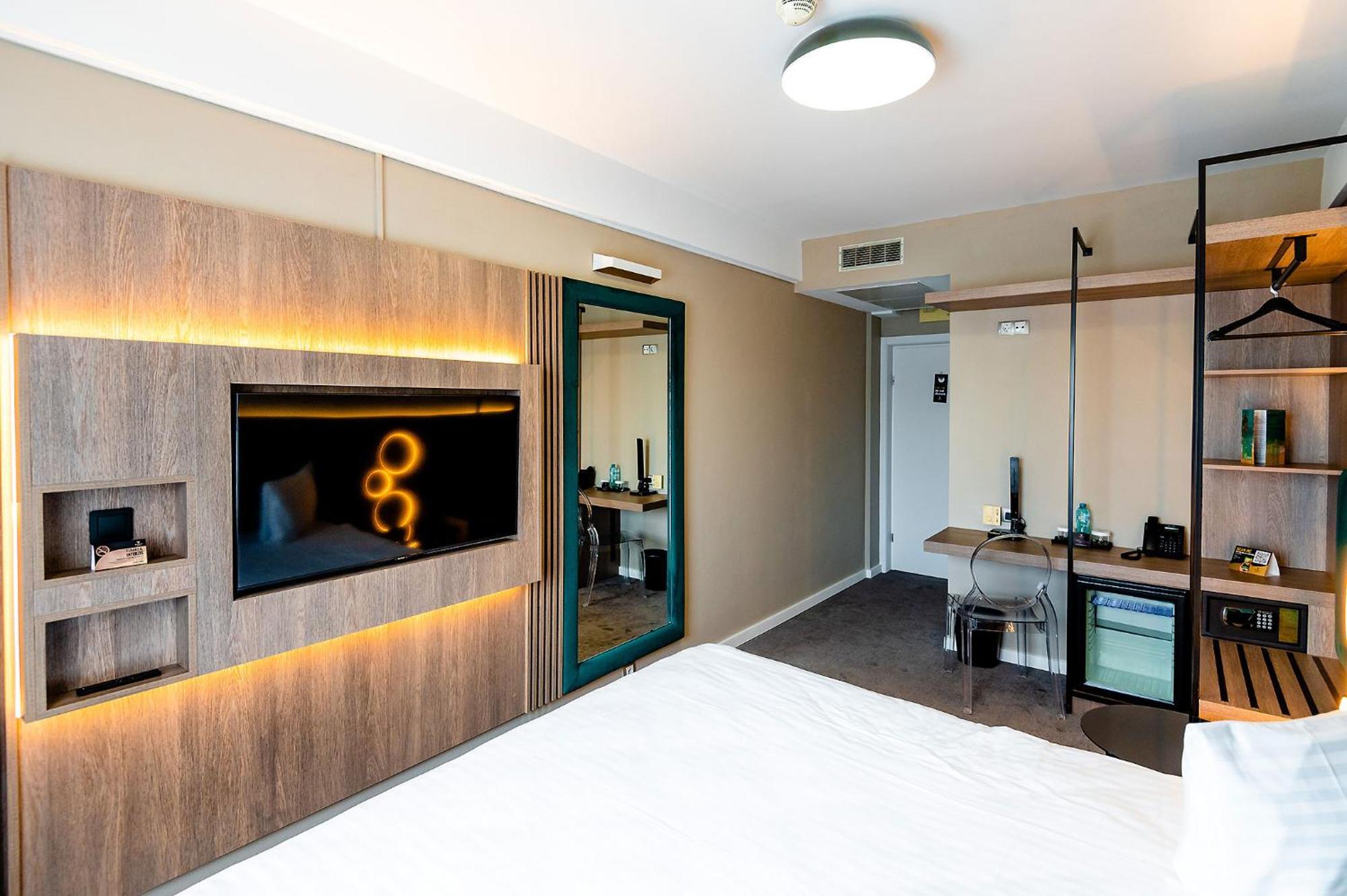 Business Hotel Conference Center & Spa Targu Mures Exterior photo