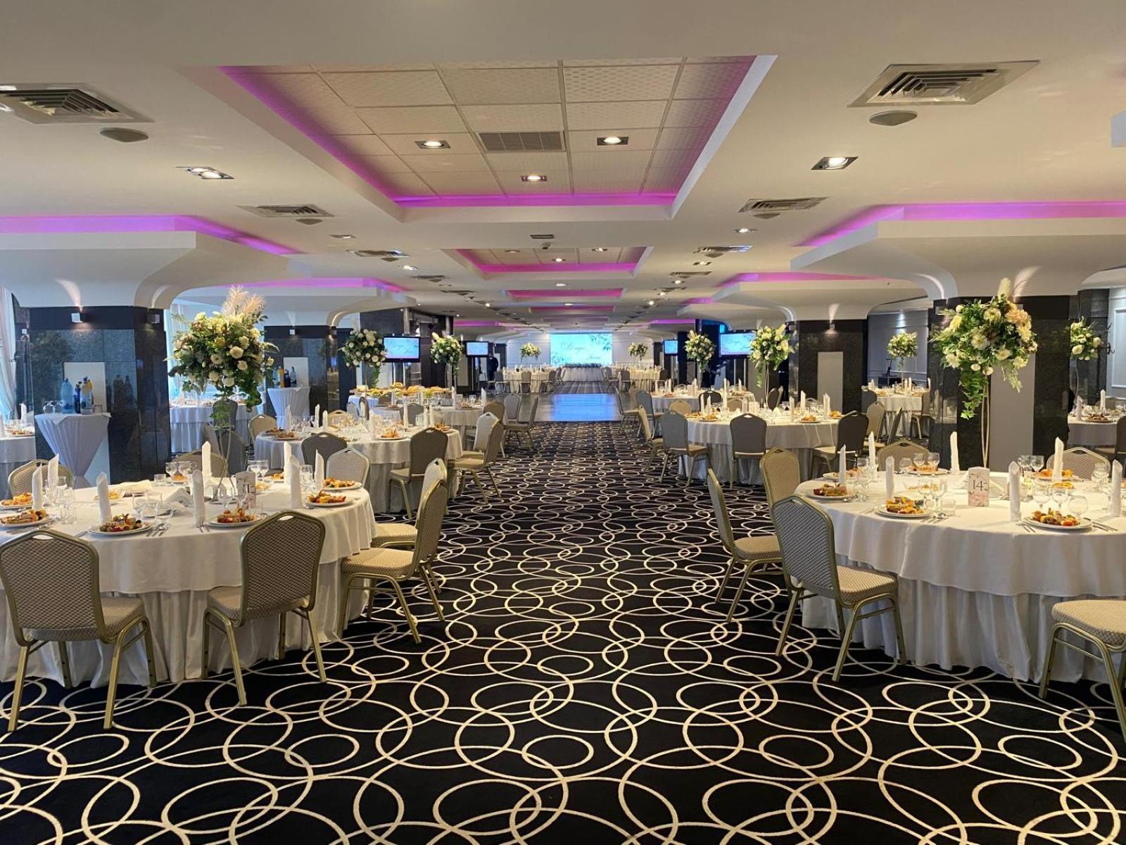 Business Hotel Conference Center & Spa Targu Mures Exterior photo