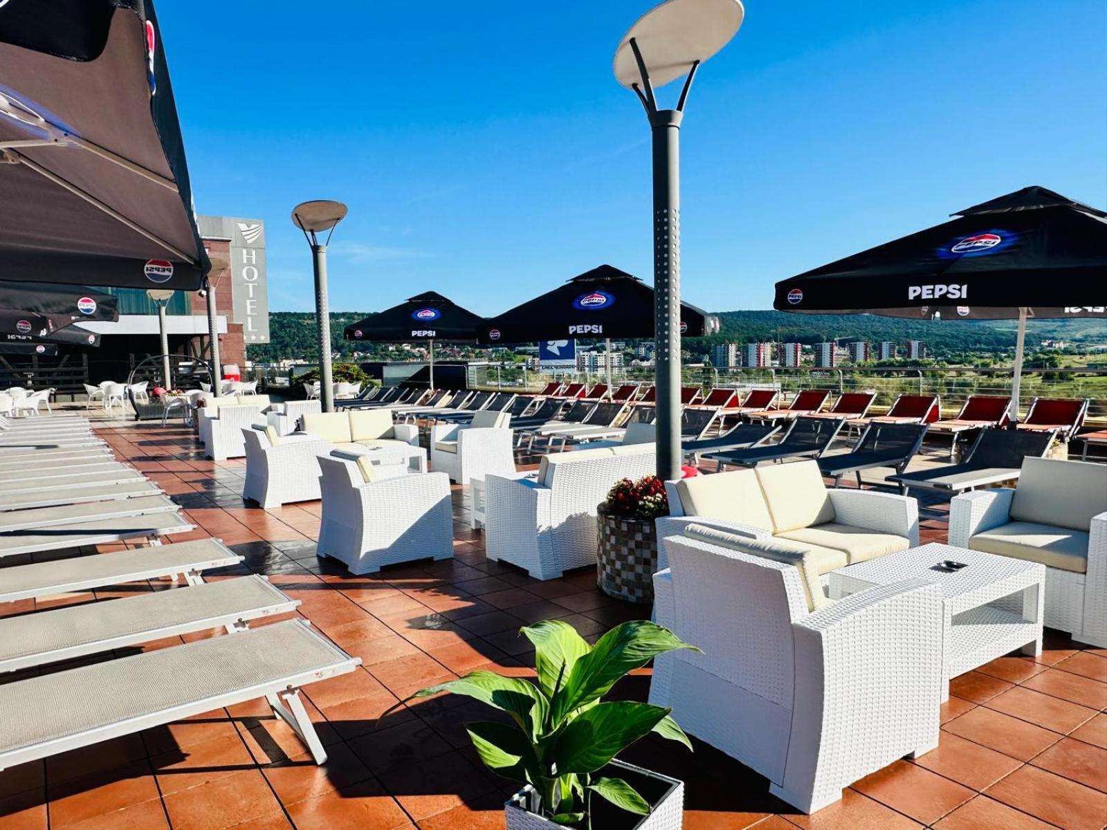 Business Hotel Conference Center & Spa Targu Mures Exterior photo