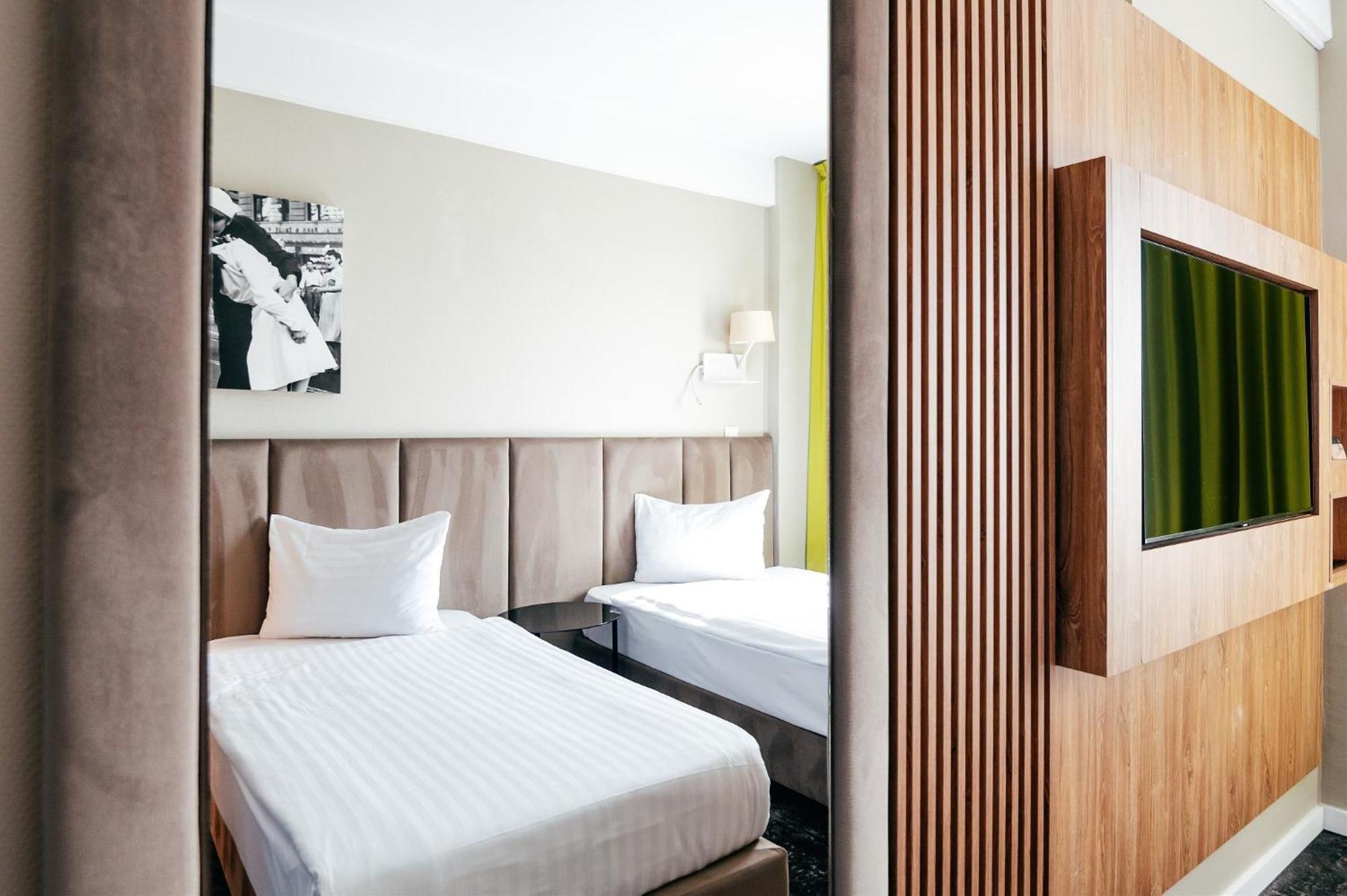 Business Hotel Conference Center & Spa Targu Mures Exterior photo