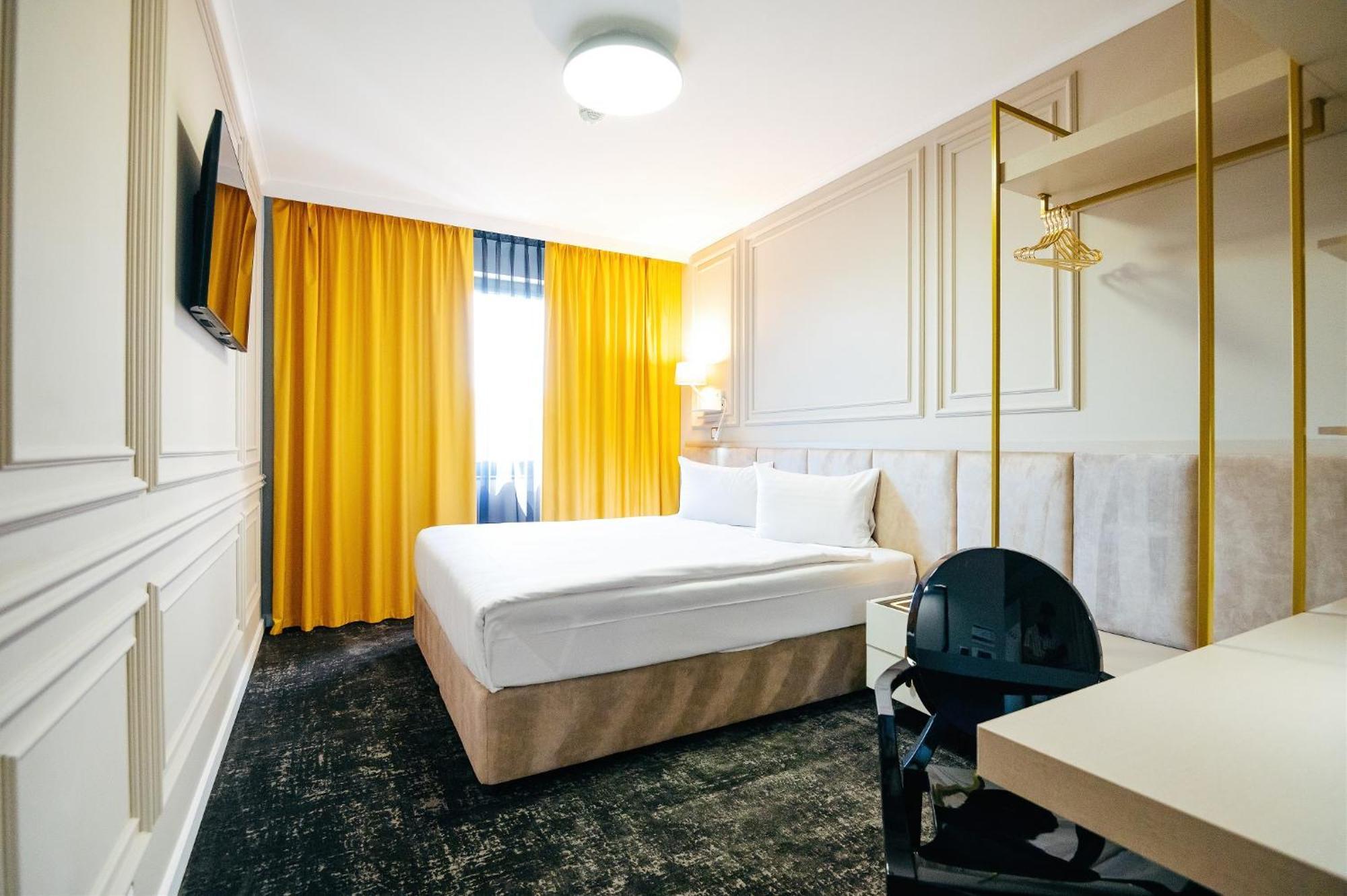 Business Hotel Conference Center & Spa Targu Mures Exterior photo