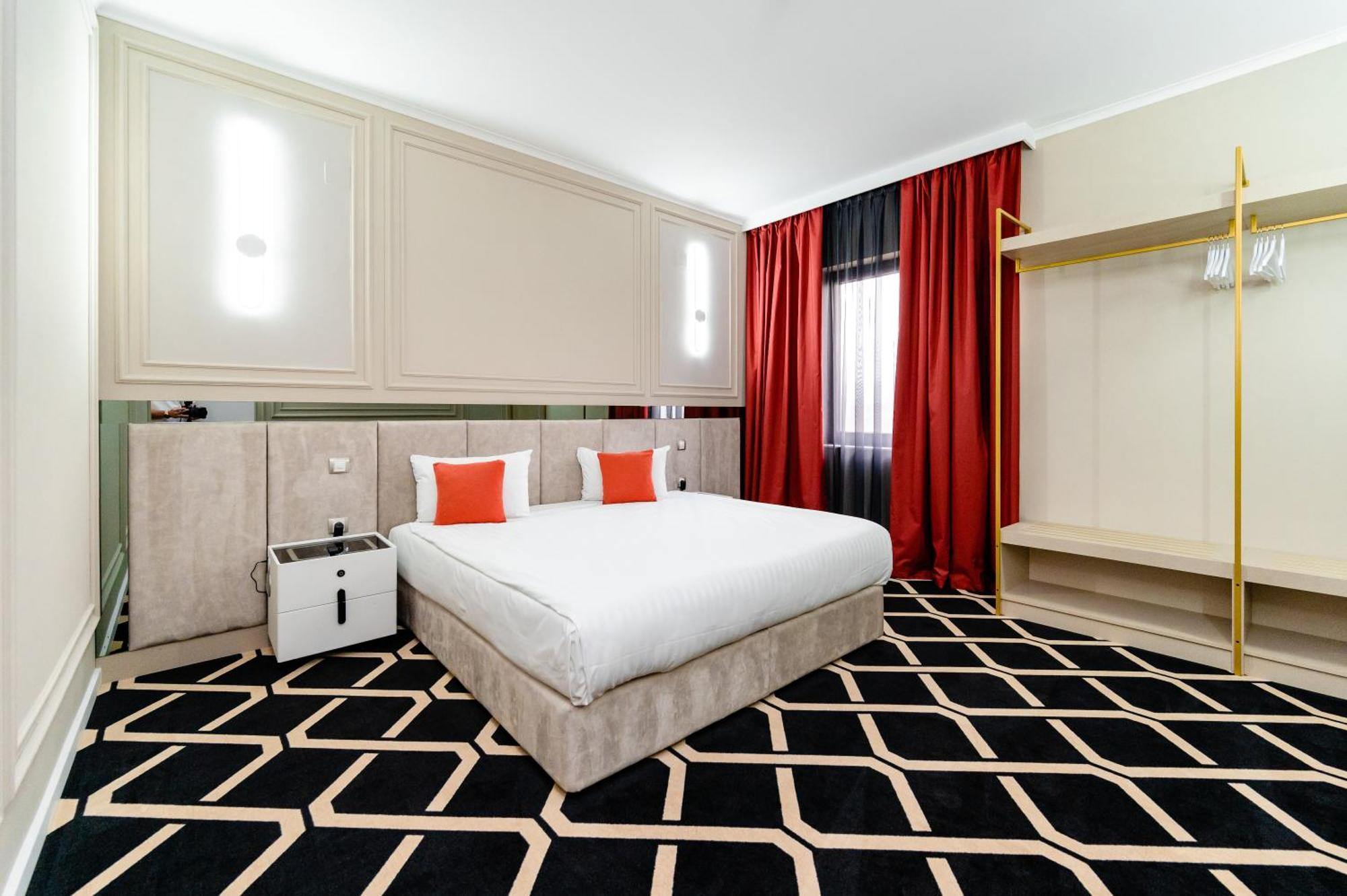 Business Hotel Conference Center & Spa Targu Mures Exterior photo